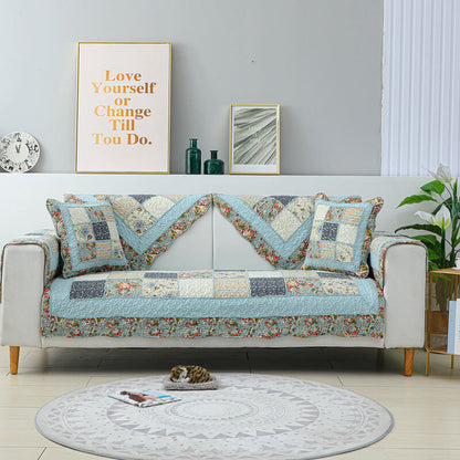 Classic Floral Pattern Sofa Slipcover - Comfortable Green Throw Cover