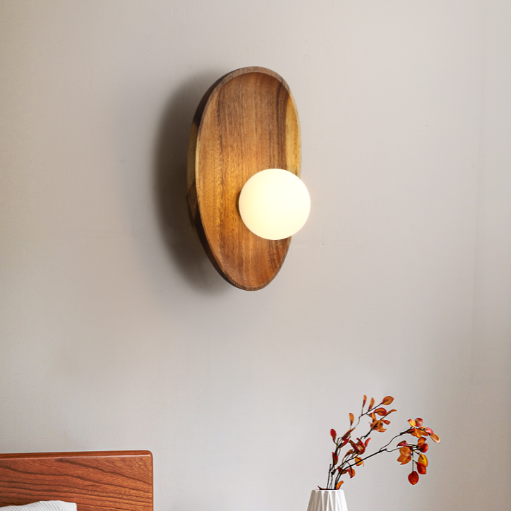 Rustic Wooden Wall Light for Cozy Atmosphere