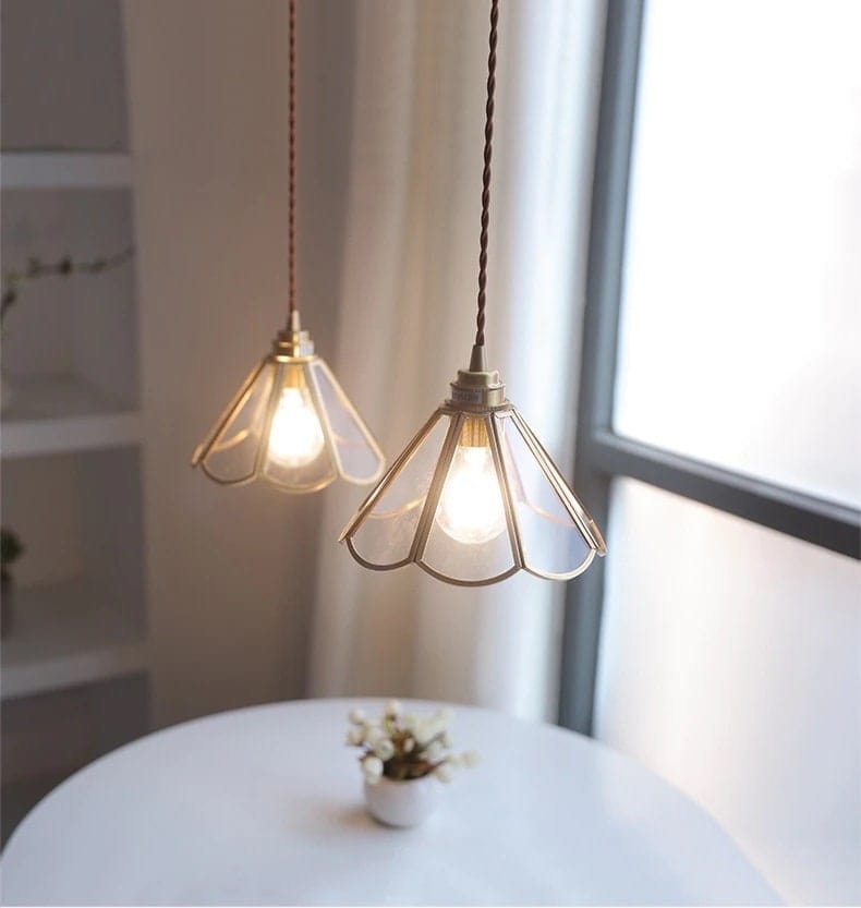 Elegant Glass Flower Pendant Light With Brass Finish