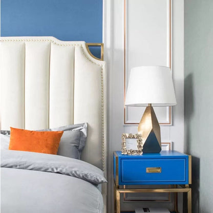 Luxurious Gold Table Lamp