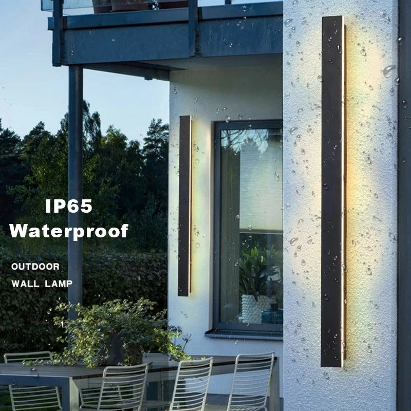 Bright Adjustable LED Outdoor Wall Lamp