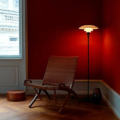 Stylish Floor Standing Lamp