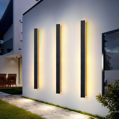 Bright Adjustable LED Outdoor Wall Lamp