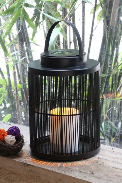 Outdoor Solar Hanging Lamp - Durable and Water-Resistant