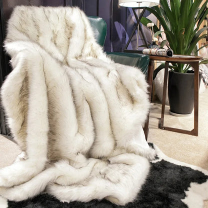Soft Faux Fur Throw Blanket for Cozy Home Decor