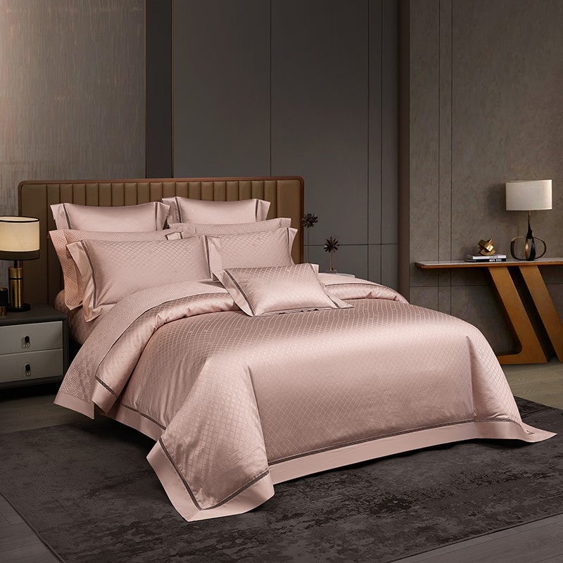 Luxurious Pink Cotton Bedding Set with Diamond Pattern