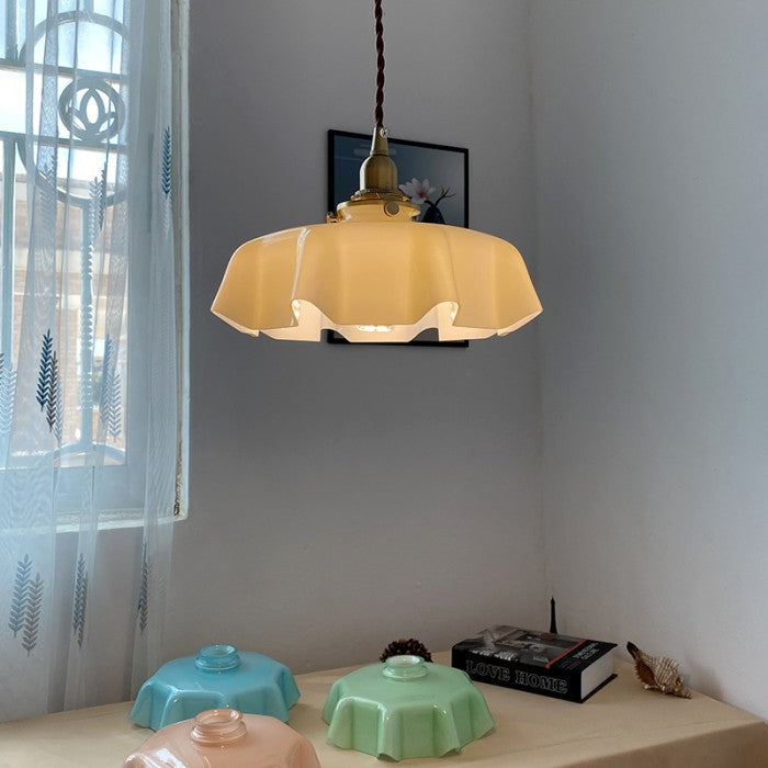 Elegant White Flower Pendant Light For Home Decor