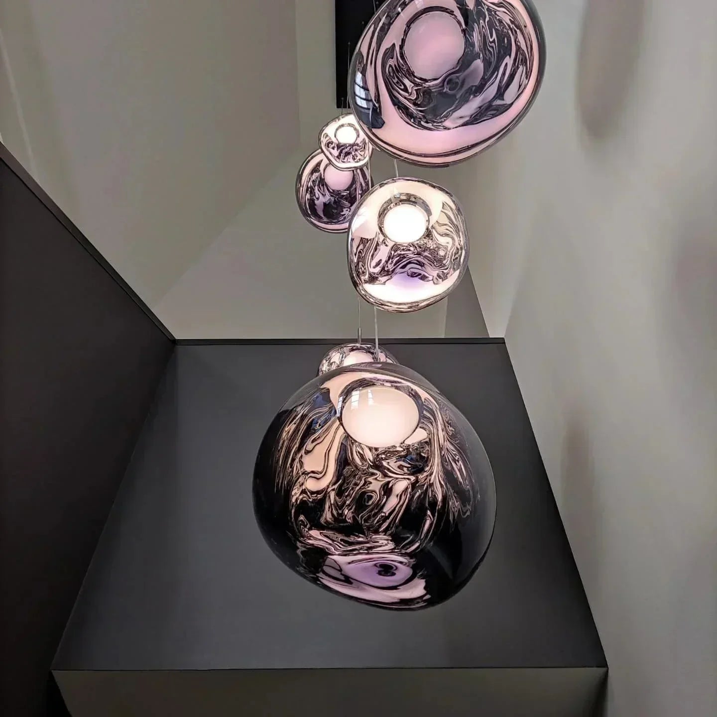 Stylish Hanging Light Modern Ceiling Lamp