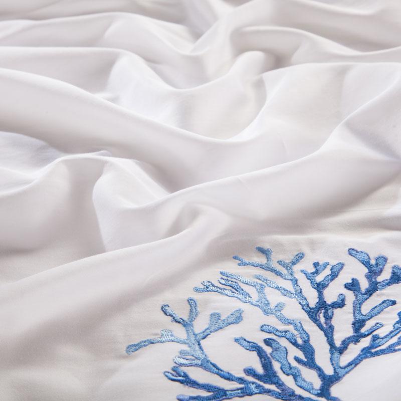 Soft Embroidered Bedding Set – 100% Egyptian Cotton