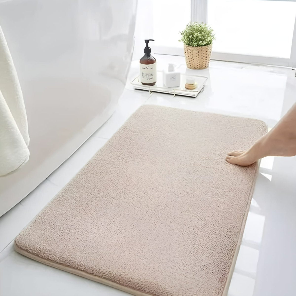 Luxury Soft Bathroom Mat Non Slip Fast Dry Rug