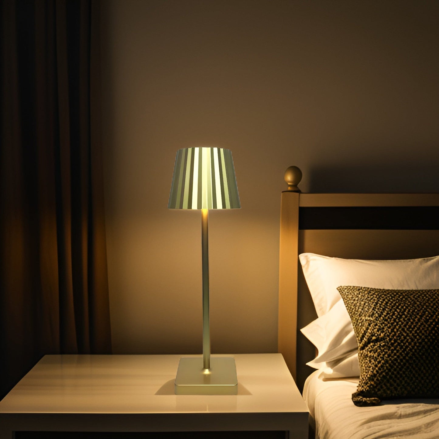 Bright Wireless Desk Lamp - Sleek Dimmable Table Light - Lusomart